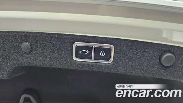 Hyundai Grandeur (GN7) id 2734493 из Кореи 11