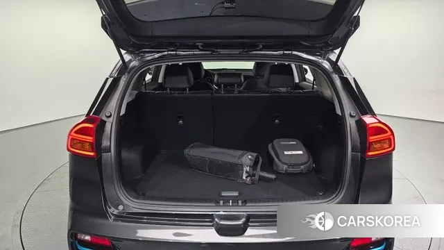 Kia Niro EV id 3473339 из Кореи 11