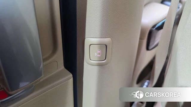 Kia The New Carnival id 4759891 из Кореи 11