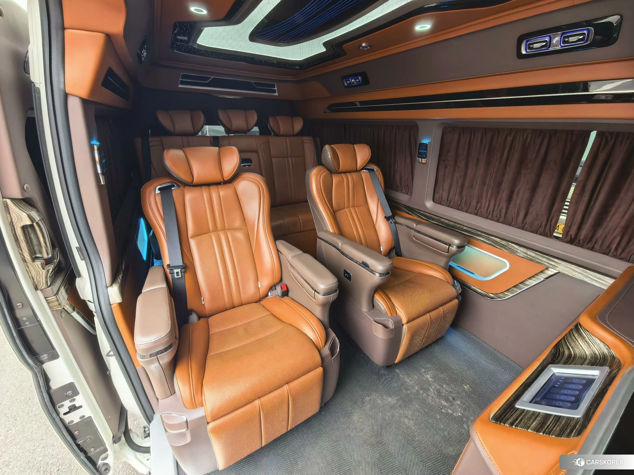Toyota Hiace id 4455896 из Китая 11
