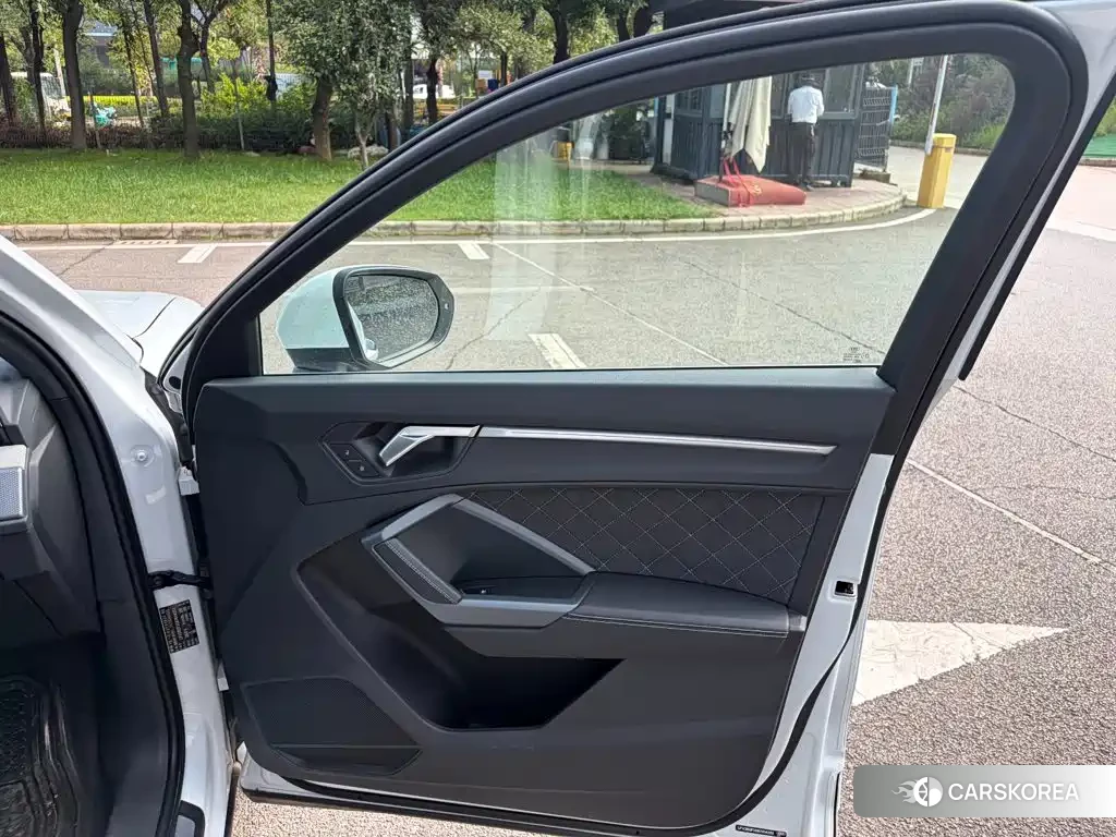 Audi Q3 id 4622304 из Китая 11