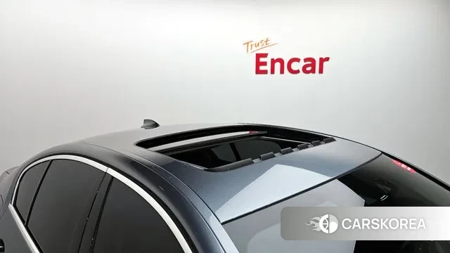 BMW 5 Series (G30) id 3692053 из Кореи 11