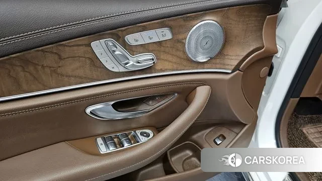 Mercedes-Benz E-Class W213 id 3239124 из Кореи 11