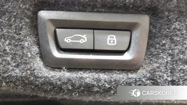 BMW 5 Series (G60) id 3517472 из Кореи 11