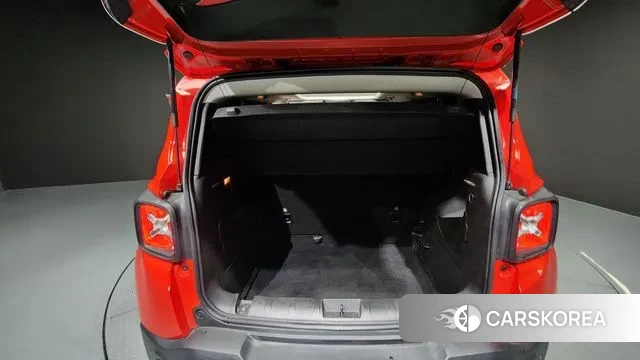 Jeep Renegade id 3070979 из Кореи 11