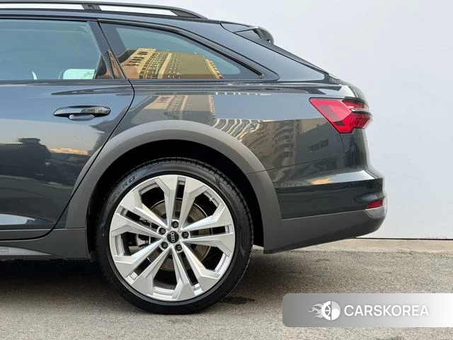 Audi A6 (import) id 4260978 из Китая 11