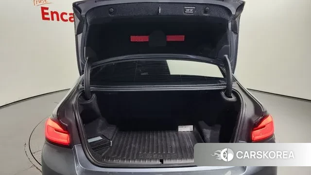 BMW 5 Series (G30) id 3029436 из Кореи 11