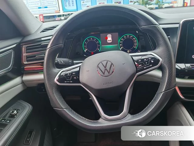 Volkswagen Tourang id 4277027 из Китая 11