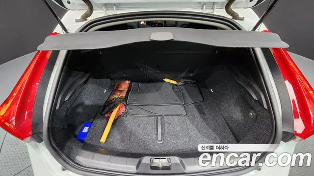 Volvo V40 Cross-Country id 2528201 из Кореи 11