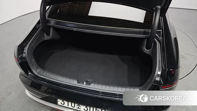 Hyundai Grandeur (GN7) id 3624968 из Кореи 11