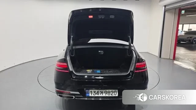 Genesis G90 (RS4) id 3382959 из Кореи 11