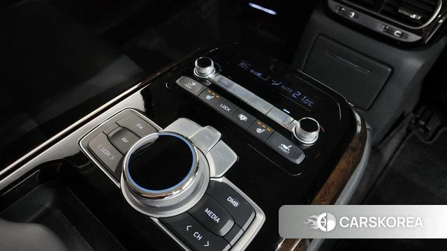 Genesis G90 id 4496640 из Кореи 11