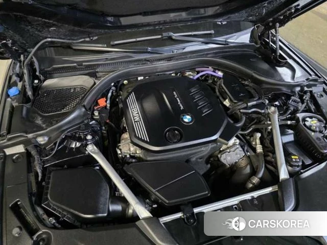 BMW 5 Series (G30) id 4402331 из Кореи 11