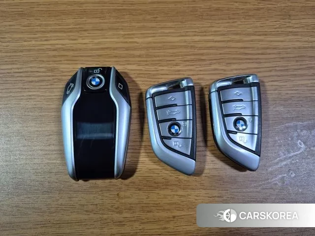 BMW 5 Series (G30) id 3766713 из Кореи 11