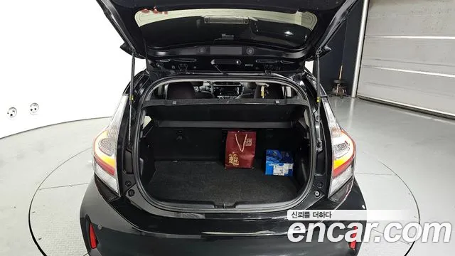 Toyota Prius C id 2669035 из Кореи 11