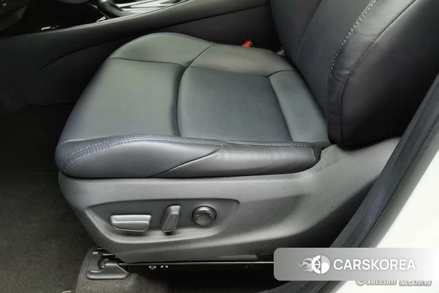 Toyota C-HR id 4279081 из Китая 11