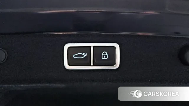 Hyundai Grandeur Hybrid (GN7) id 3347841 из Кореи 11