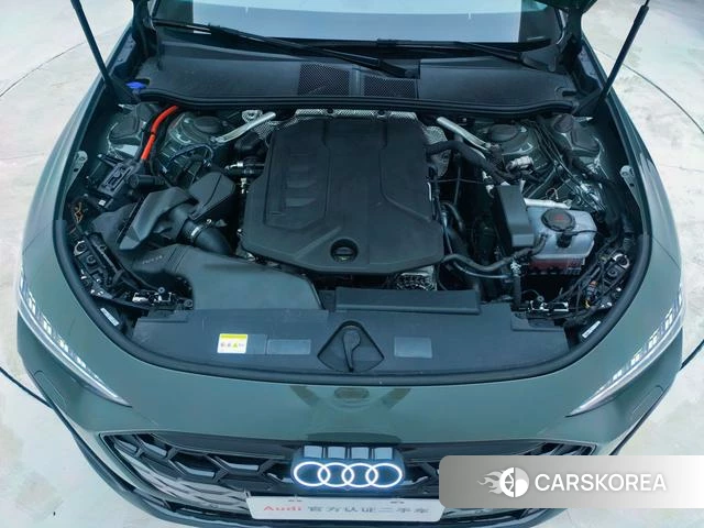 Audi A5L id 4263936 из Китая 11