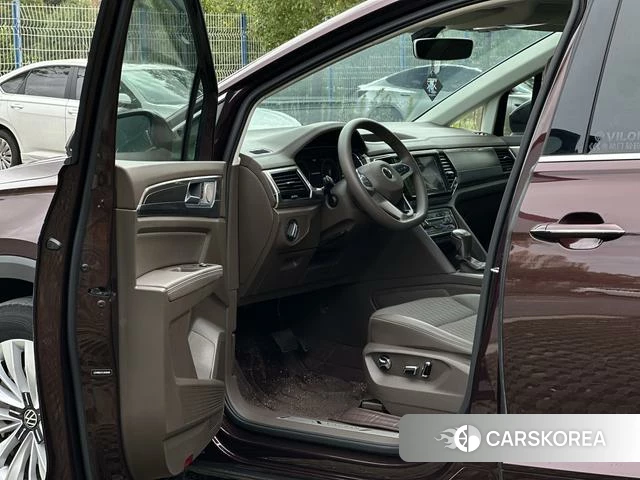 Volkswagen Weiran id 4239175 из Китая 11