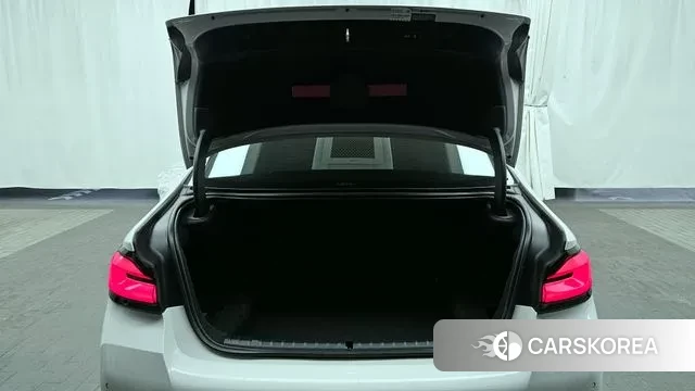 BMW 5 Series (G30) id 3514470 из Кореи 11