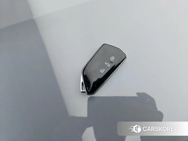 Volkswagen Golf id 4242206 из Китая 11