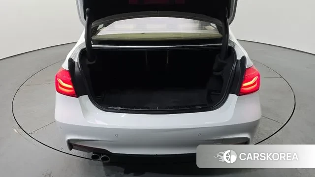 BMW 3 Series (F30) id 3667112 из Кореи 11