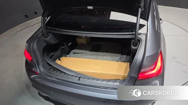 BMW 3 Series (G20) id 3778730 из Кореи 11