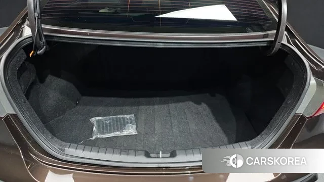 Hyundai Avante AD id 3547712 из Кореи 11