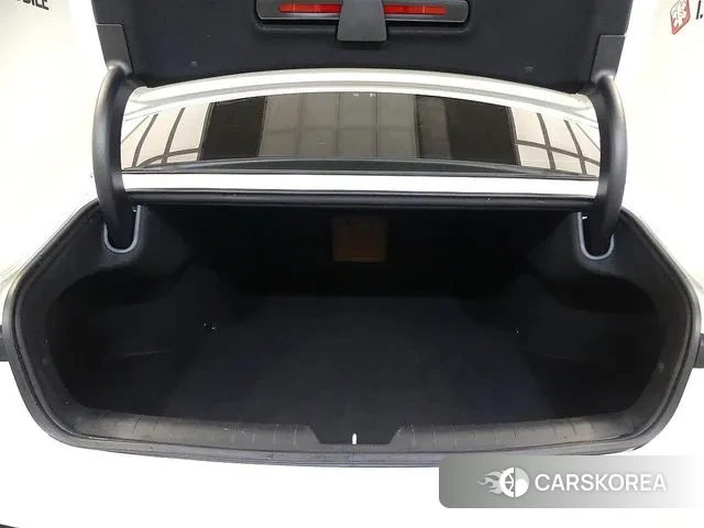 Hyundai Grandeur (GN7) id 3596754 из Кореи 11