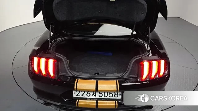 Ford Mustang id 2902366 из Кореи 11