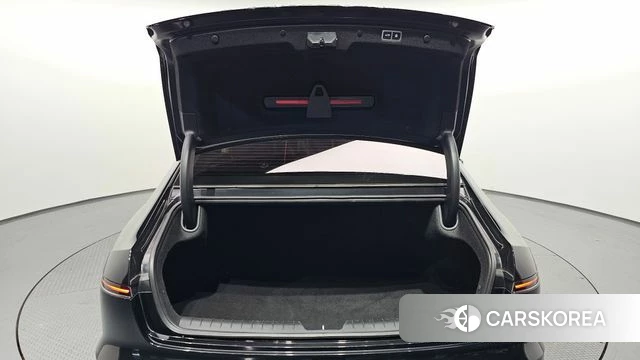 Hyundai Grandeur (GN7) id 4555304 из Кореи 11