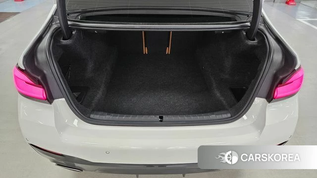 BMW 5 Series (G30) id 4534864 из Кореи 11