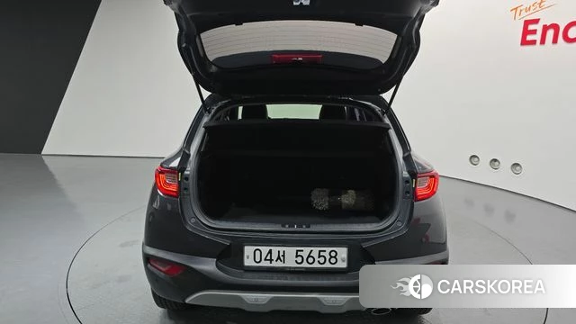 Kia Stonic id 3867486 из Кореи 11