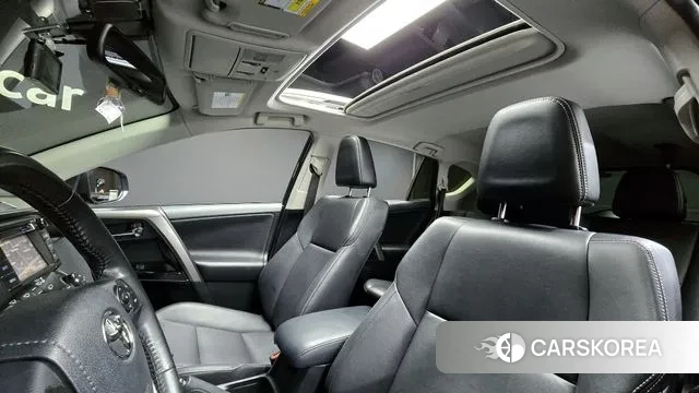 Toyota RAV4 id 2986888 из Кореи 11