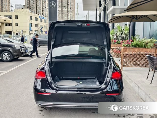 Mercedes-Benz E-class id 4300358 из Китая 11