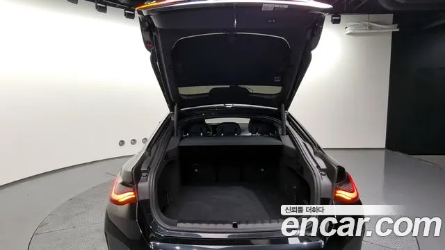 BMW i4 id 2720265 из Кореи 11