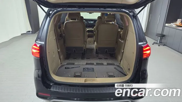 Kia The New Carnival id 2418170 из Кореи 11