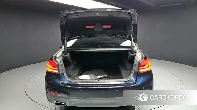 BMW 5 Series (G30) id 3336731 из Кореи 11