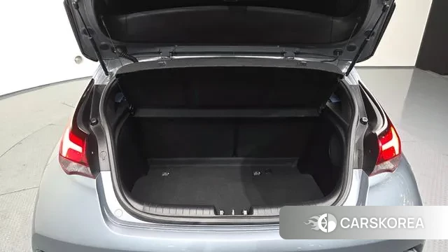 Hyundai Veloster (JS) id 3557430 из Кореи 11