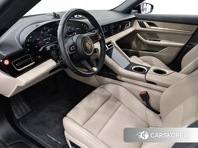 Porsche Taycan id 3701174 из Кореи 11