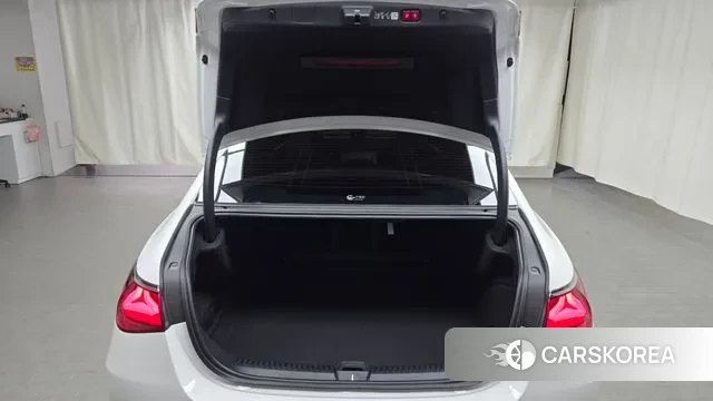 Mercedes-Benz E-Class W214 id 3610124 из Кореи 11