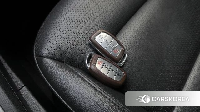 Hyundai Avante AD id 3894265 из Кореи 11