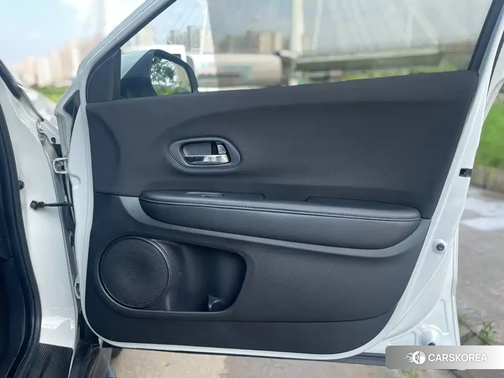 Honda Vezel id 4629703 из Китая 11