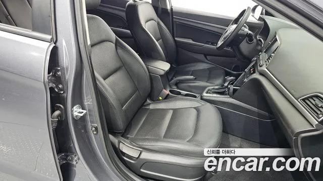 Hyundai Avante AD id 2515386 из Кореи 11