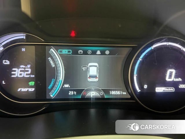 Kia Niro EV id 4203763 из Кореи 11