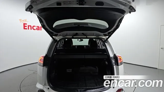 Toyota RAV4 id 2876698 из Кореи 11