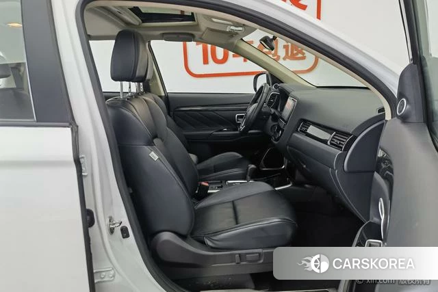 Mitsubishi  Outlander id 4253605 из Китая 11