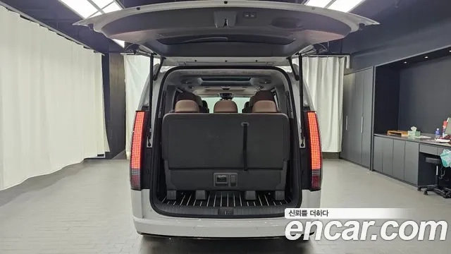 Hyundai Staria id 2925912 из Кореи 11