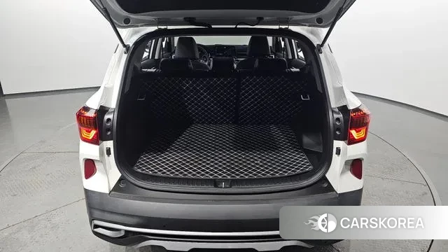 Kia Seltos id 3759144 из Кореи 11