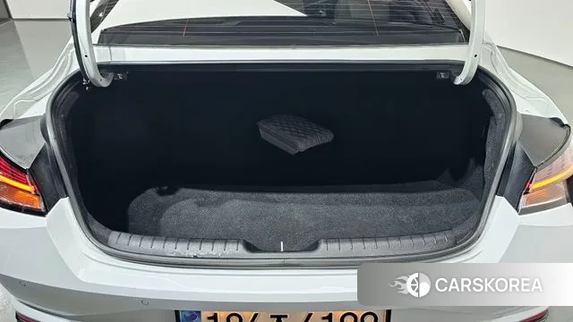 Hyundai Avante (CN7) id 3685426 из Кореи 11